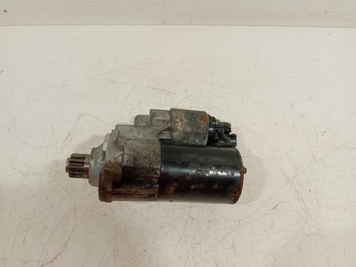 Used Engine management computer Volkswagen Golf Price € 36,00 Margin scheme offered by Van der Ven Autorecycling B.V.