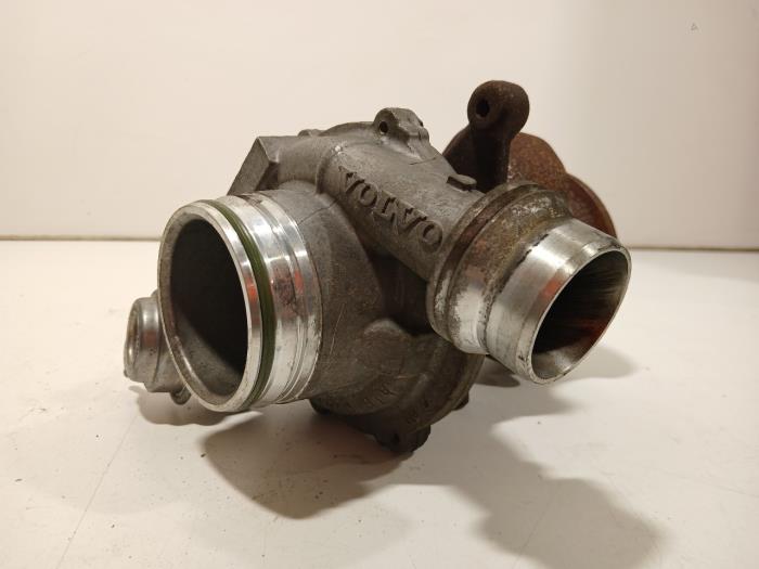 Gebrauchte Turbo Volvo V40 Preis € 199,99 Margenregelung angeboten von Van der Ven Autorecycling B.V.