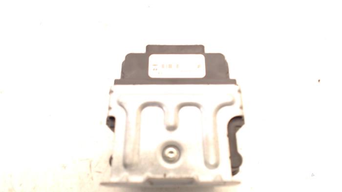 Used Automatic gearbox computer Hyundai Santafe Price € 72,00 Margin scheme offered by Van der Ven Autorecycling B.V.