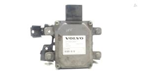 Usados Ordenador de caja automática Volvo V60 Precio € 15,00 Norma de margen ofrecido por Van der Ven Autorecycling B.V.
