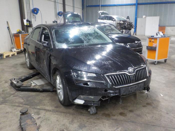 EGR Modul van een Skoda Superb 2016