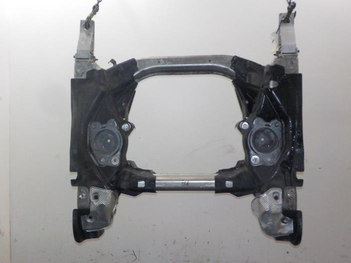 Begagnade Underram Mercedes S-Klasse Pris € 156,00 Marginaltabell erbjuds av Van der Ven Autorecycling B.V.