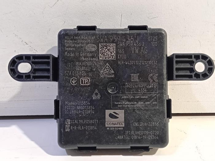 Usagé Ordinateur divers Audi RS3 Prix € 26,00 Règlement à la marge proposé par Van der Ven Autorecycling B.V.
