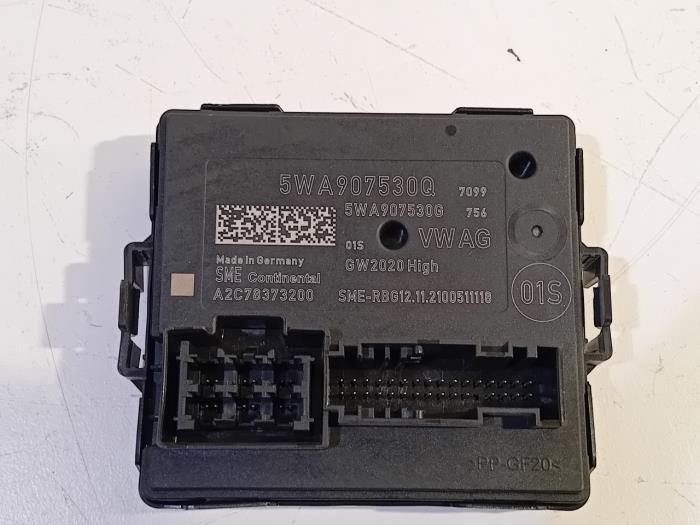 Usados Módulo Gateway Audi RS3 Precio € 50,00 Norma de margen ofrecido por Van der Ven Autorecycling B.V.