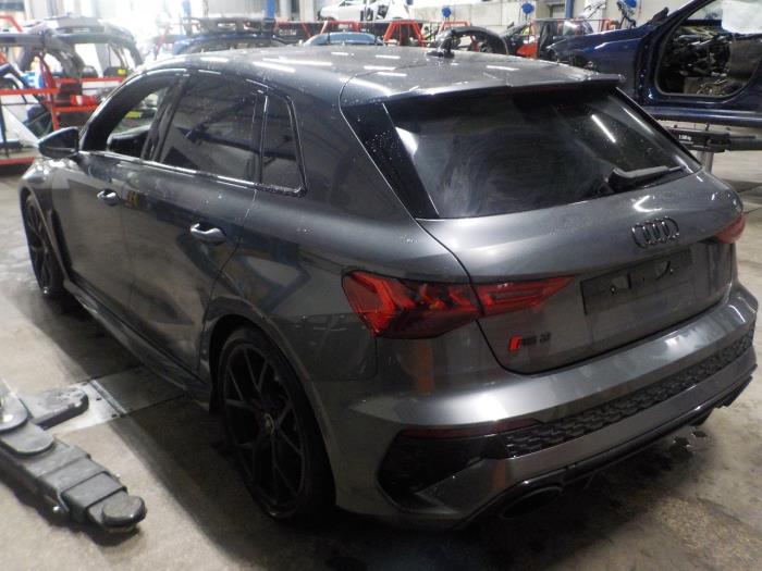 Ordinateur divers d'un Audi RS3 2021