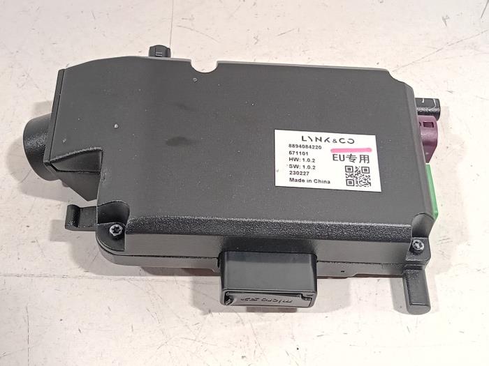 Used Computer, miscellaneous Lynk & Co 01 Price € 26,00 Margin scheme offered by Van der Ven Autorecycling B.V.