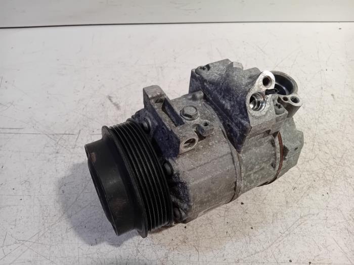 Gebrauchte Klimapumpe Mercedes C-Klasse Preis € 94,95 Margenregelung angeboten von Van der Ven Autorecycling B.V.