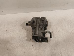 Usados Bomba de gasolina mecánica Volvo V60 Precio € 450,00 Norma de margen ofrecido por Van der Ven Autorecycling B.V.