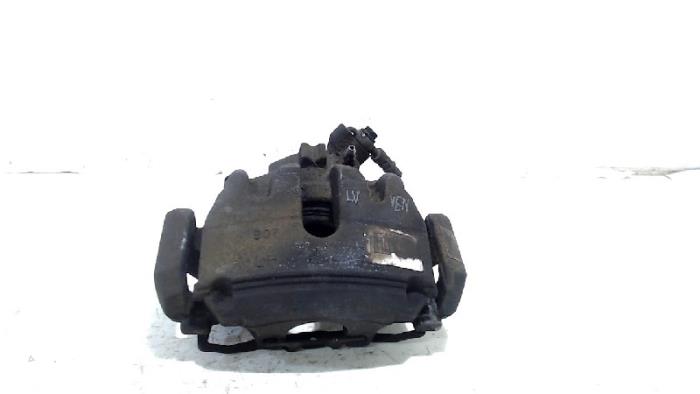 Gebrauchte Bremszange links vorne Citroen DS5 Preis € 18,00 Margenregelung angeboten von Van der Ven Autorecycling B.V.