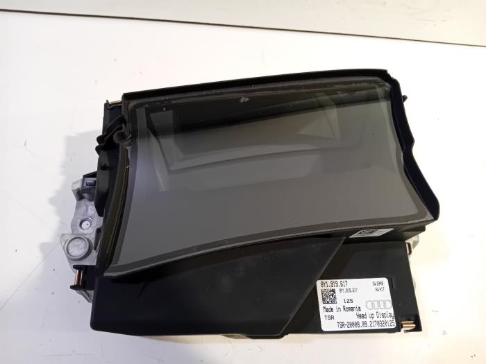 Usados Pantalla Head-up Audi RS3 Precio € 525,00 Norma de margen ofrecido por Van der Ven Autorecycling B.V.
