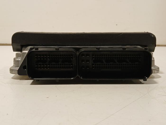 Used Engine management computer Audi A4 Price € 176,00 Margin scheme offered by Van der Ven Autorecycling B.V.