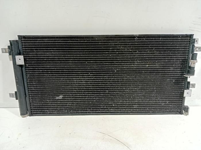 Usagé Radiateur clim Audi RS5 Prix € 60,00 Règlement à la marge proposé par Van der Ven Autorecycling B.V.