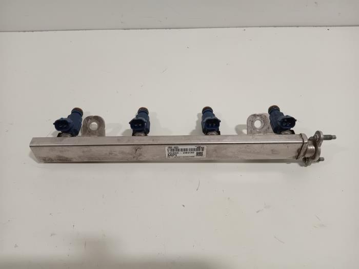 Usagé Système d'injection Hyundai IX20 Prix € 17,00 Règlement à la marge proposé par Van der Ven Autorecycling B.V.