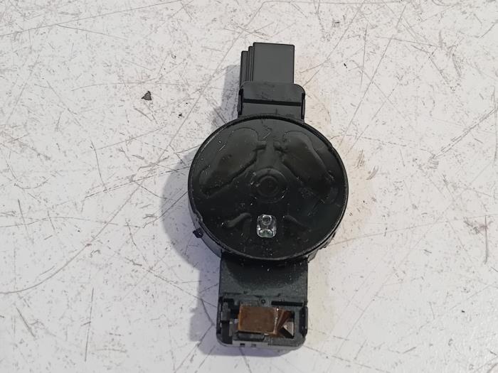 Begagnade Regnsensor Audi A5 Pris € 20,00 Marginaltabell erbjuds av Van der Ven Autorecycling B.V.