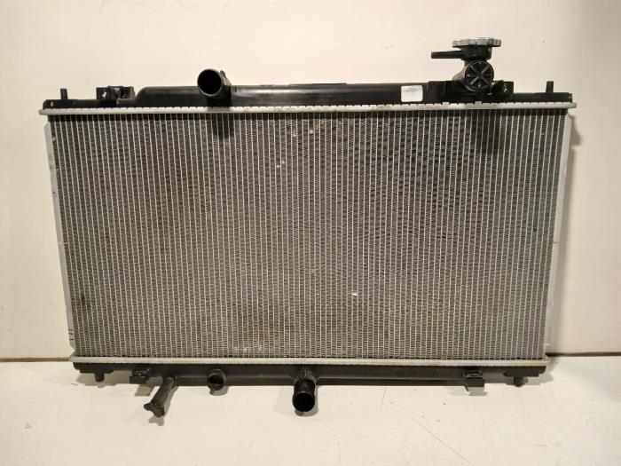 Usagé Radiateur Mazda 3 Prix € 45,00 Règlement à la marge proposé par Van der Ven Autorecycling B.V.