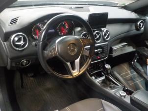 Ordinateur divers d'un Mercedes GLA 2014