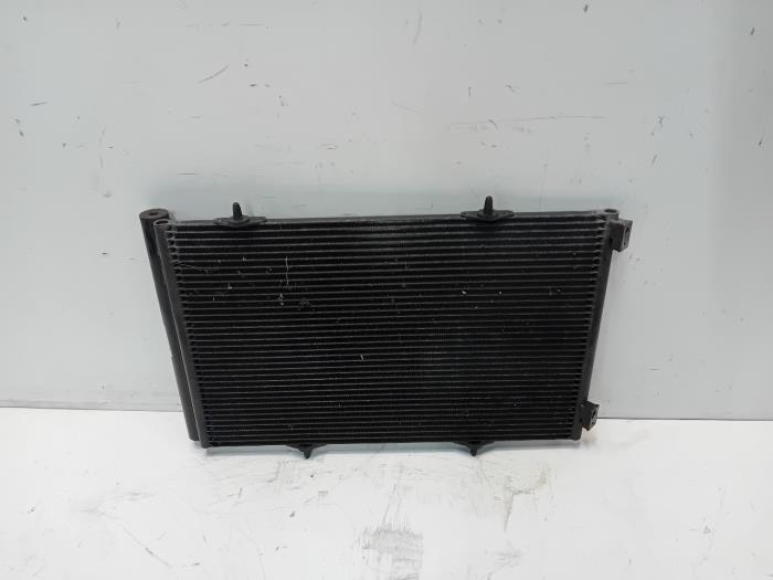 Usagé Radiateur clim Citroen C3 Prix € 20,00 Règlement à la marge proposé par Van der Ven Autorecycling B.V.