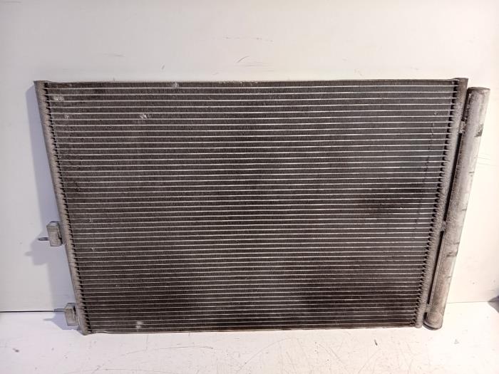 Begagnade AC-radiator Mercedes B-Klasse Pris € 30,00 Marginaltabell erbjuds av Van der Ven Autorecycling B.V.