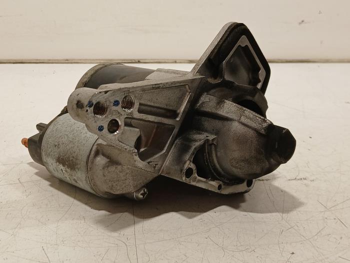 Used Engine management computer Renault Captur Price € 10,00 Margin scheme offered by Van der Ven Autorecycling B.V.