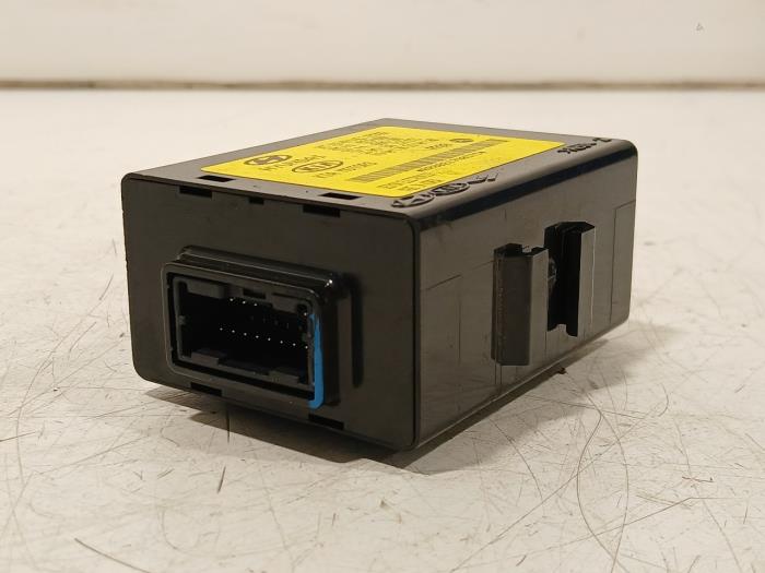 Used Computer, miscellaneous Kia Stonic Price € 21,00 Margin scheme offered by Van der Ven Autorecycling B.V.