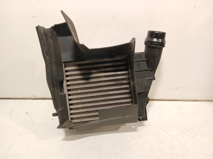 Usados Intercooler Renault Wind Precio € 36,00 Norma de margen ofrecido por Van der Ven Autorecycling B.V.