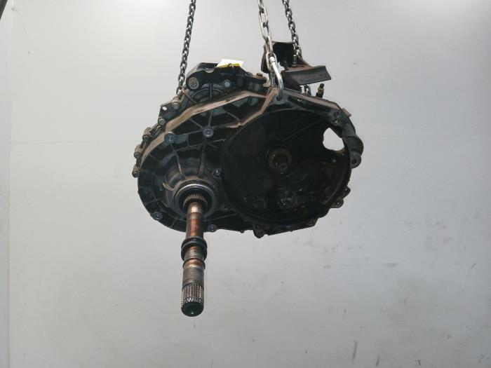 Gebrauchte Getriebe Volkswagen Transporter Preis € 1.494,99 Margenregelung angeboten von Van der Ven Autorecycling B.V.