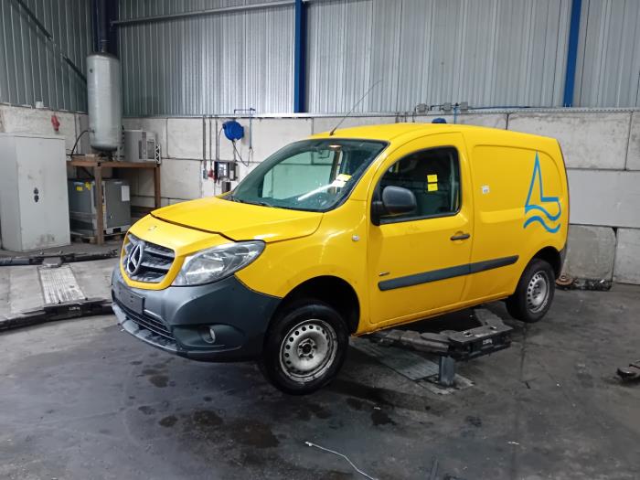 Engine management computer from a Mercedes Citan 2015