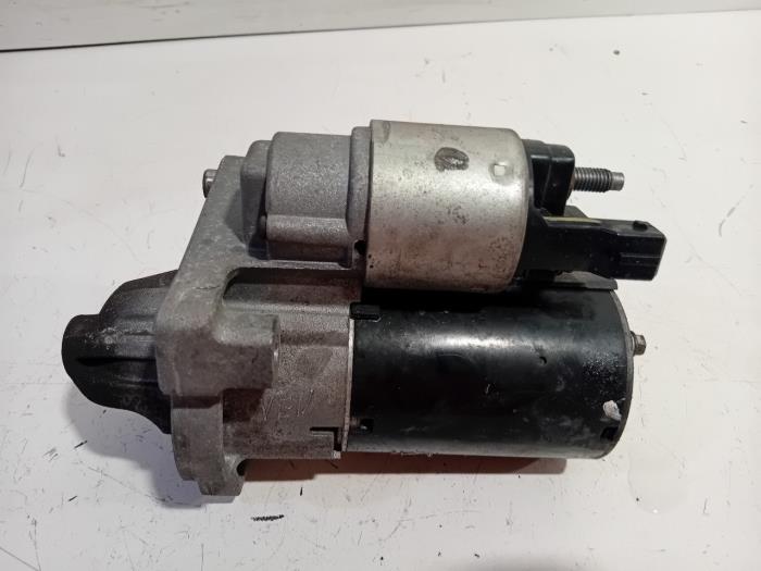 Used Engine management computer Peugeot 2008 Price € 17,00 Margin scheme offered by Van der Ven Autorecycling B.V.