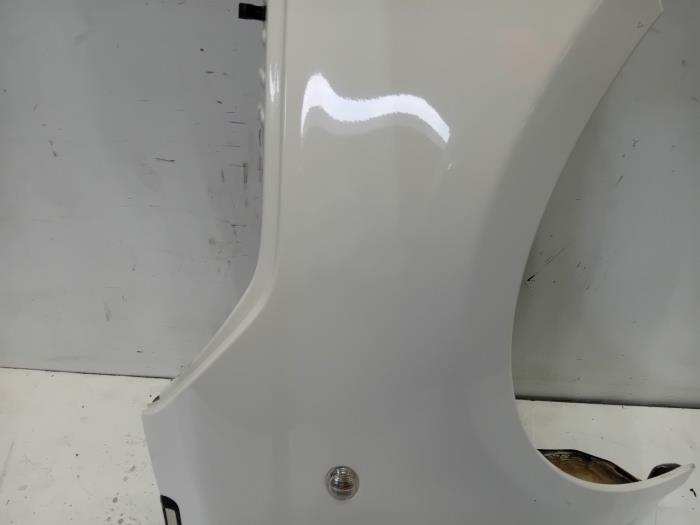 Blotnik prawy przód z Fiat 500 2009