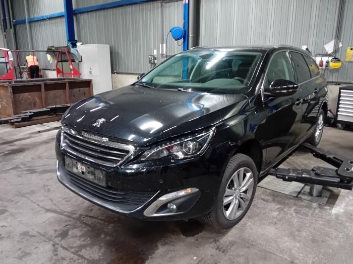 Pradnica z Peugeot 308 2015