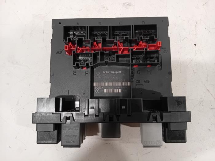 Used Body control computer Volkswagen Tiguan Price € 36,00 Margin scheme offered by Van der Ven Autorecycling B.V.