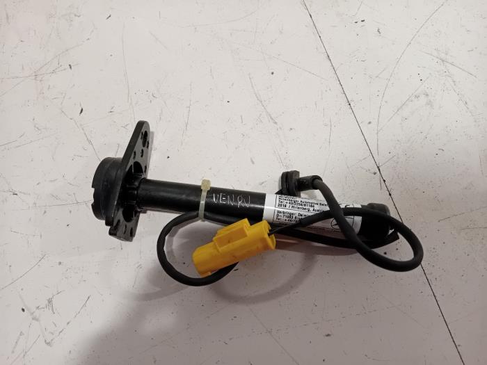 Gebrauchte Airbag Sensor Mercedes C-Klasse Preis € 75,00 Margenregelung angeboten von Van der Ven Autorecycling B.V.