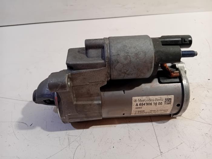 Used Engine management computer Mercedes C-Klasse Price € 110,00 Margin scheme offered by Van der Ven Autorecycling B.V.