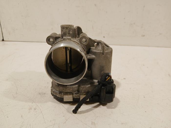 Gebrauchte Drosselklappengehäuse Ford Mondeo Preis € 31,00 Margenregelung angeboten von Van der Ven Autorecycling B.V.