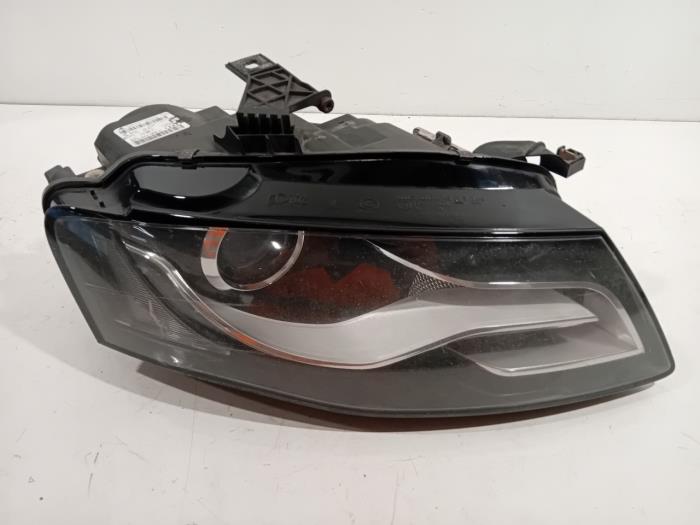 Gebrauchte Scheinwerfer rechts Audi A4 Preis € 249,99 Margenregelung angeboten von Van der Ven Autorecycling B.V.
