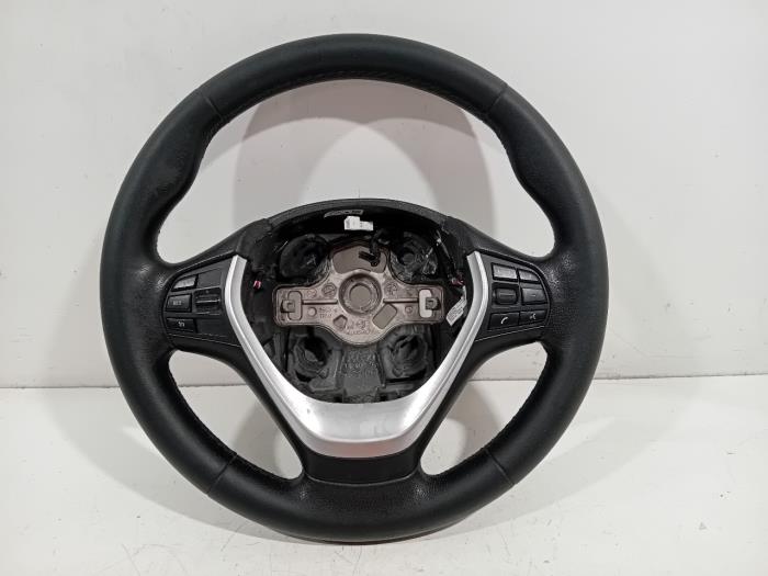 Begagnade Ratt BMW 3-Serie Pris € 65,00 Marginaltabell erbjuds av Van der Ven Autorecycling B.V.
