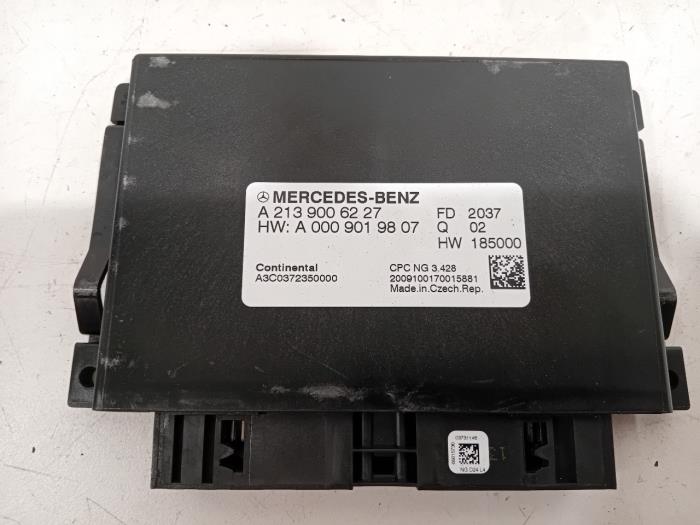 Usagé Module frein à main Mercedes E-Klasse Prix € 99,00 Règlement à la marge proposé par Van der Ven Autorecycling B.V.