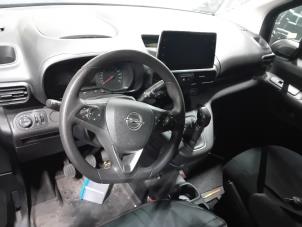 Engine management computer from a Opel Combo 2020