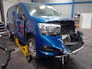 Engine management computer from a Opel Combo 2020