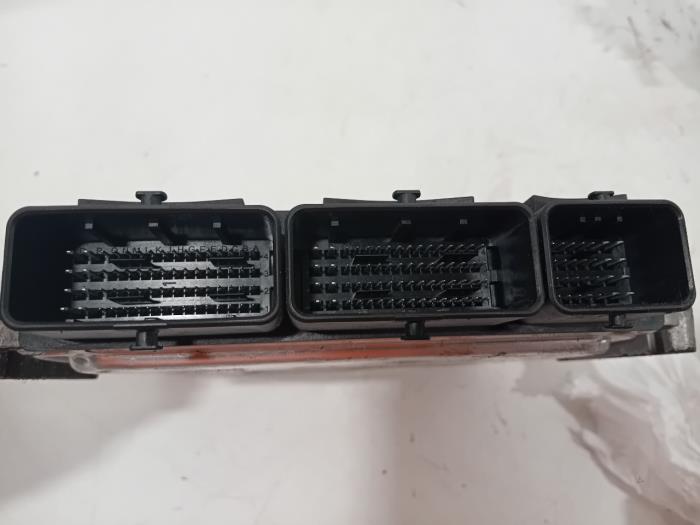 Engine management computer from a Mercedes Citan 2015