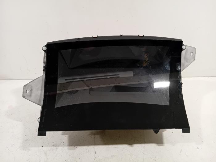 Used Head-up display Mercedes EQE Price € 620,00 Margin scheme offered by Van der Ven Autorecycling B.V.