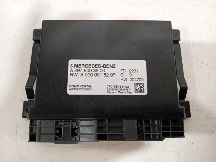 Begagnade Dator (diverse) Mercedes EQE Pris € 115,00 Marginaltabell erbjuds av Van der Ven Autorecycling B.V.