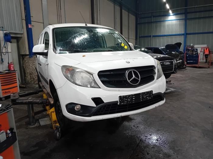 Engine management computer from a Mercedes Citan 2015