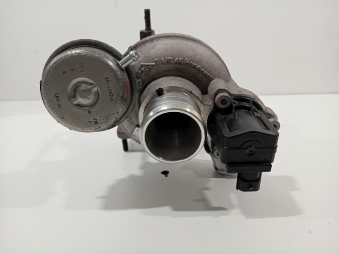 Usagé Turbo Alfa Romeo Giulietta Prix € 224,99 Règlement à la marge proposé par Van der Ven Autorecycling B.V.