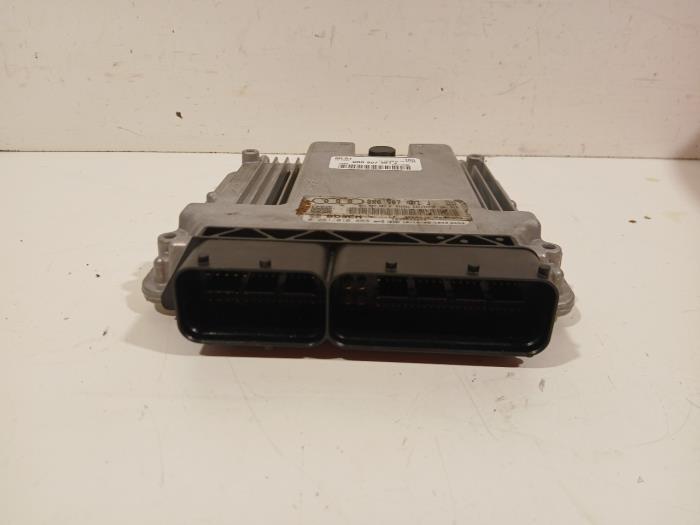 Used Engine management computer Audi A4 Price € 317,00 Margin scheme offered by Van der Ven Autorecycling B.V.