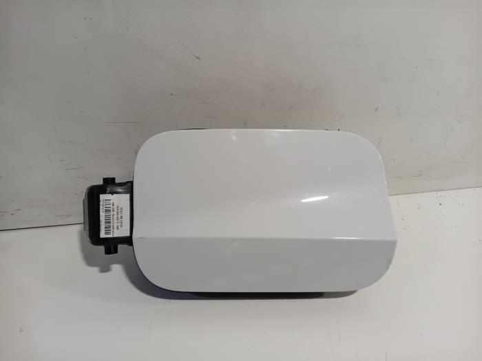 Begagnade Tanklucka Seat Leon Pris € 25,00 Marginaltabell erbjuds av Van der Ven Autorecycling B.V.