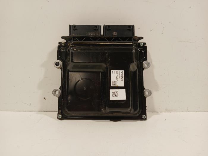 Used Engine management computer Volvo S60 Price € 215,00 Margin scheme offered by Van der Ven Autorecycling B.V.