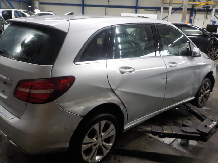Getriebe van een Mercedes Citan 2015
