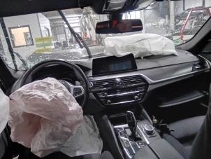 Motor van een BMW 5-Serie 2020