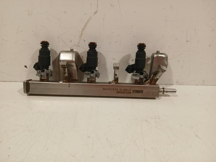 Usagé Système d'injection Peugeot 208 Prix € 50,00 Règlement à la marge proposé par Van der Ven Autorecycling B.V.